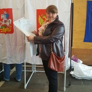 Е.Л. Долгасова принимает участие в предварительном голосовании